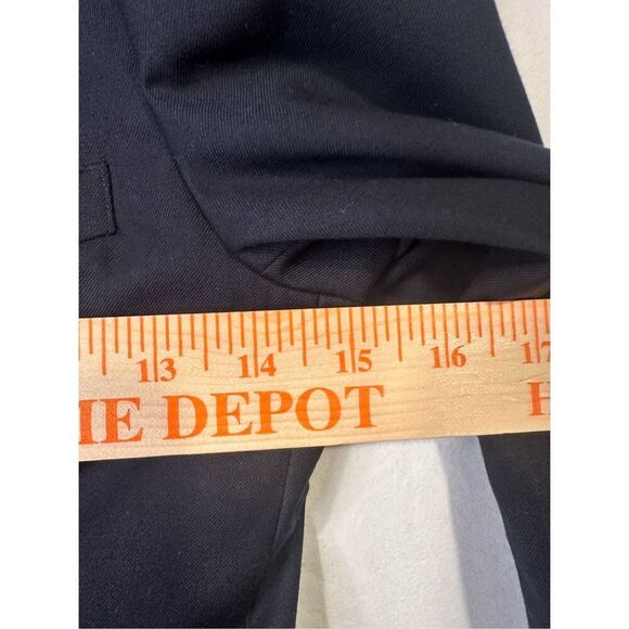 Isaac Mizrahi children two button navy blazer, size 10 - Picture 5 of 5